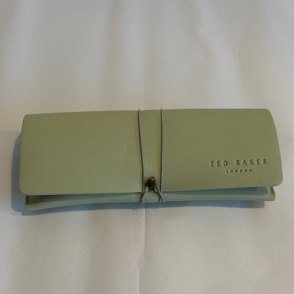 TED BAKER soft shell eyeglasses case light green sunglasses case wrap closure